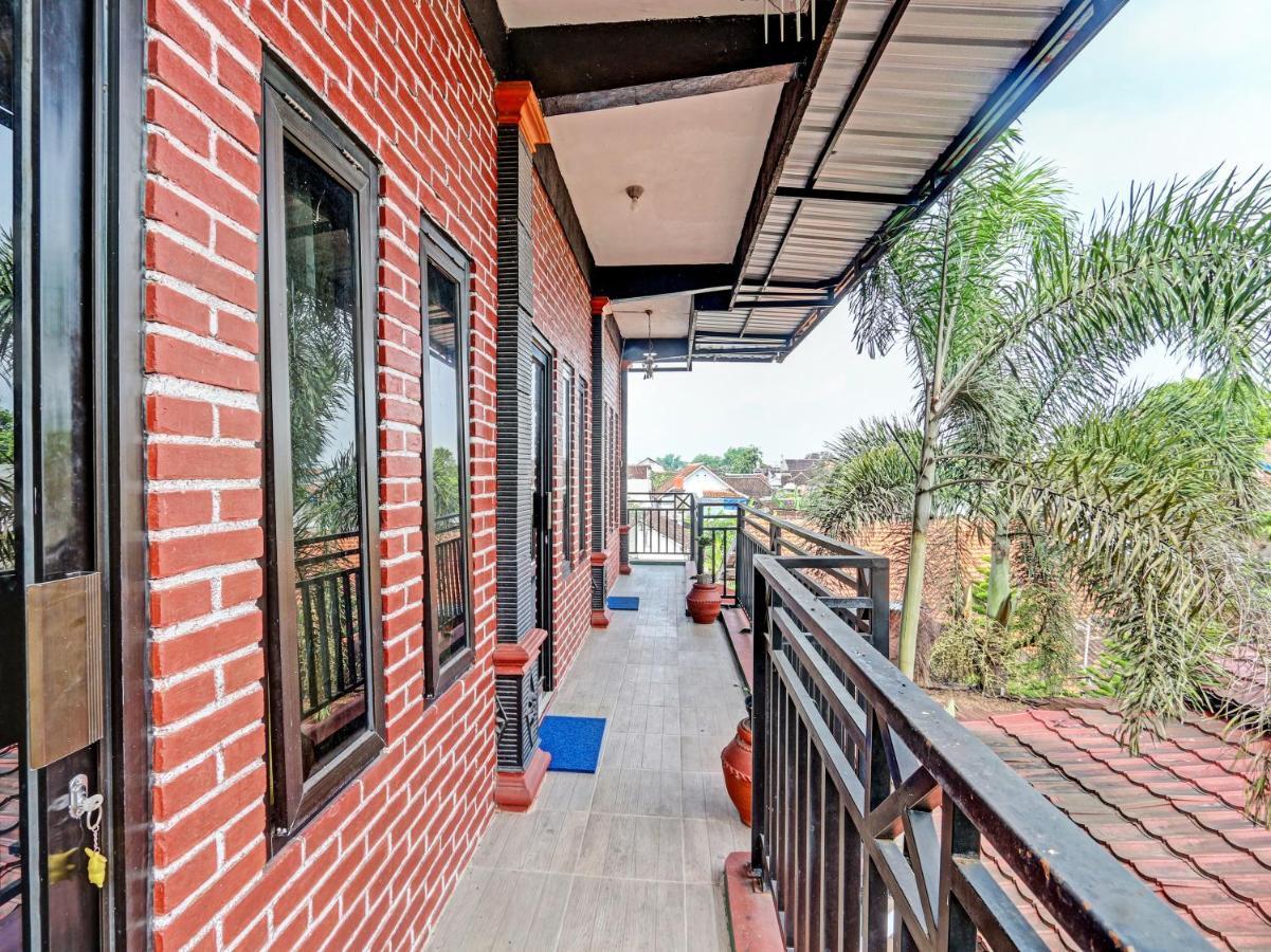 SPOT ON 91337 Pandu Homestay Klaten Wonogiri Luaran gambar