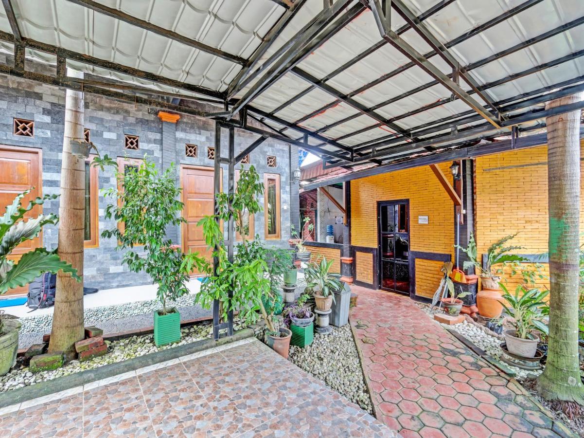 SPOT ON 91337 Pandu Homestay Klaten Wonogiri Luaran gambar