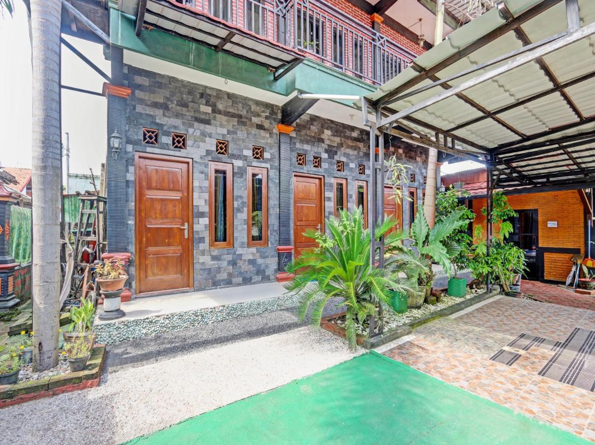 SPOT ON 91337 Pandu Homestay Klaten Wonogiri Luaran gambar
