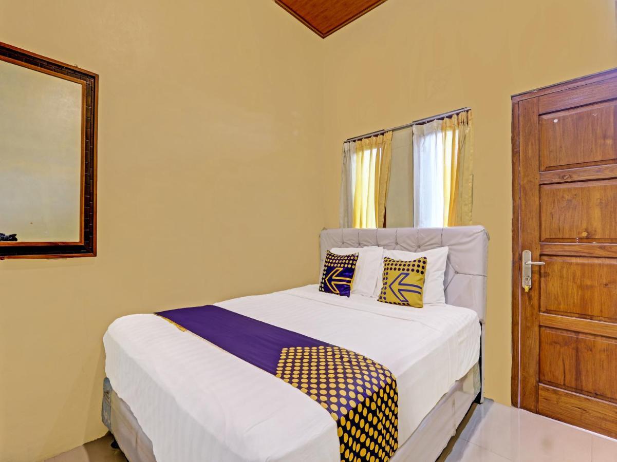 SPOT ON 91337 Pandu Homestay Klaten Wonogiri Luaran gambar
