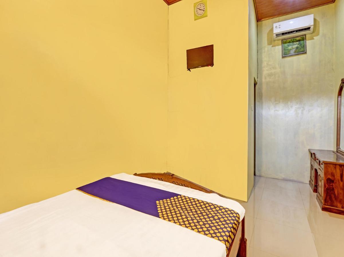 SPOT ON 91337 Pandu Homestay Klaten Wonogiri Luaran gambar